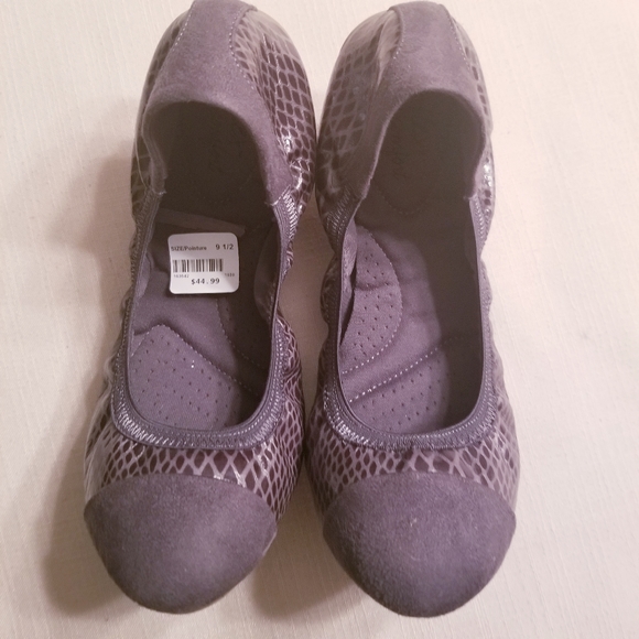 NWT Cushioned Ballet Flats